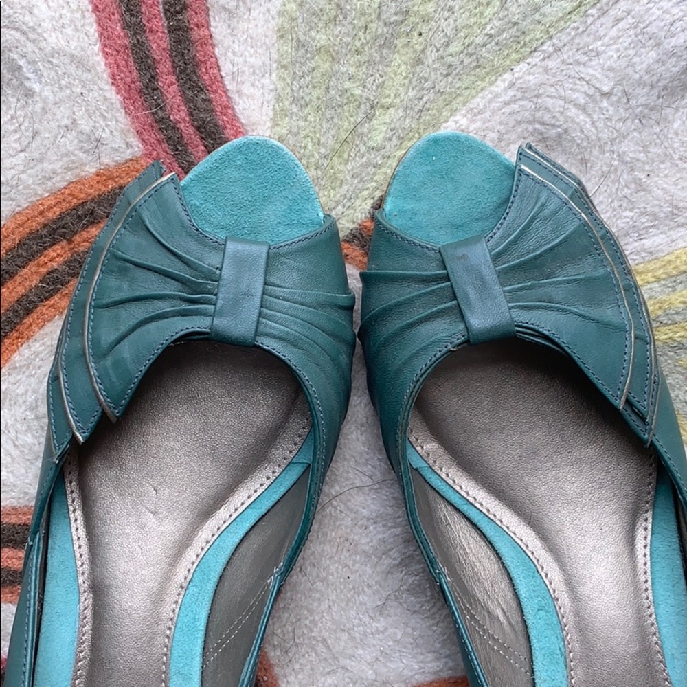 BRAND NEW VINTAGE TOPSHOP LEATHER PUMPS